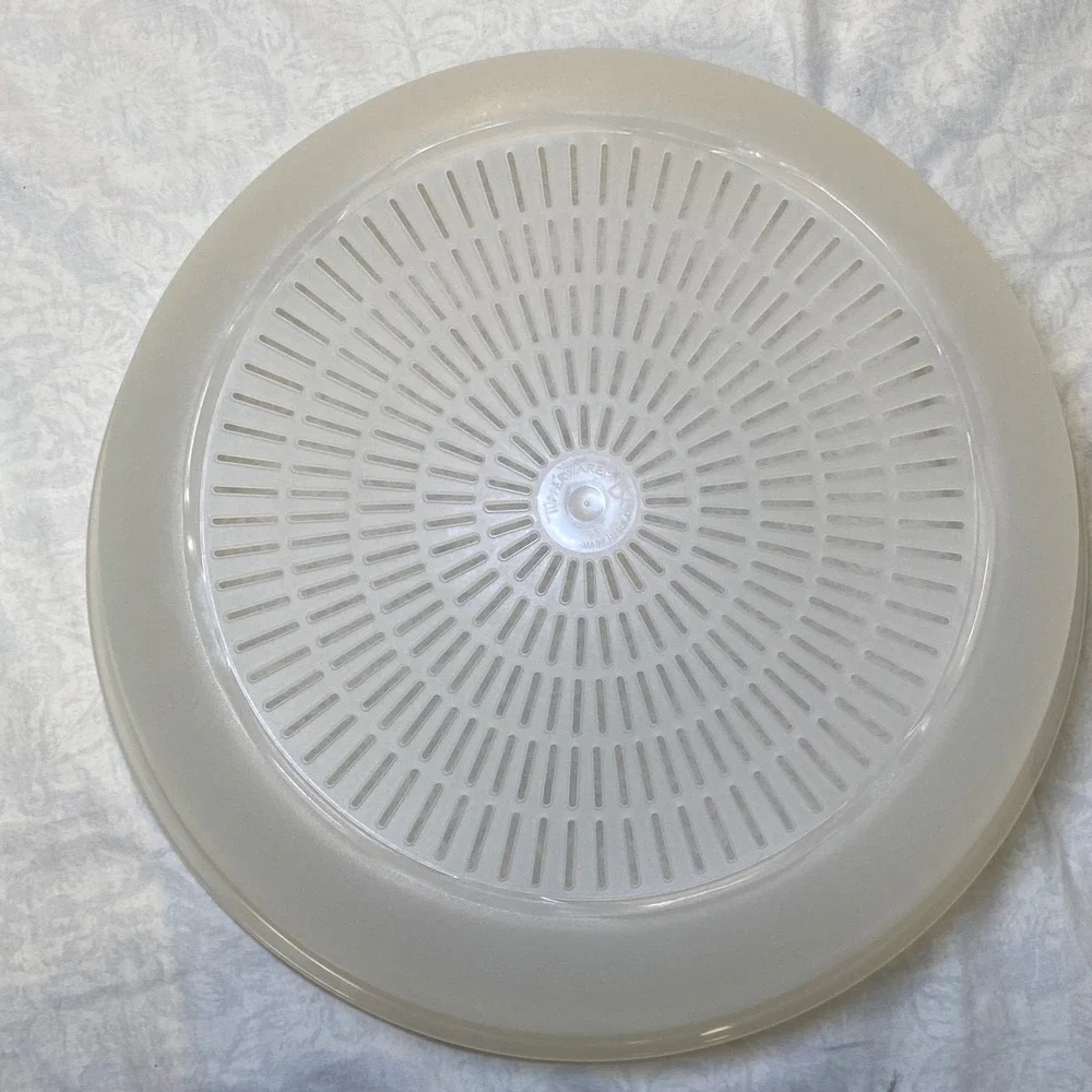 Vintage Tupperware Produce Keeper Crisper Bowl 1835-4‎ w Insert 1836-1